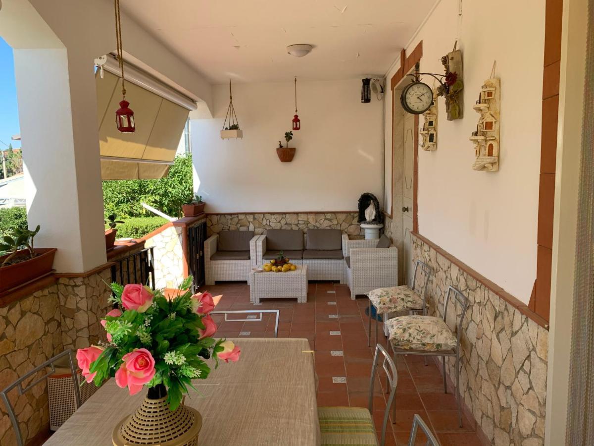 Lodico Country House Каникатти Экстерьер фото